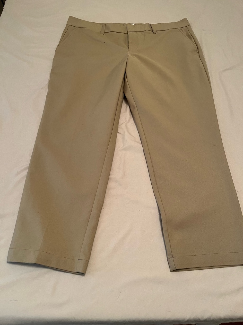 Women's Classic Cropped Chino Trousers